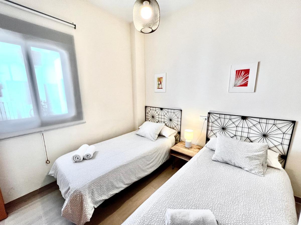 Teodosio Apartment Free Parking & Central Ac Sevilla Exteriör bild