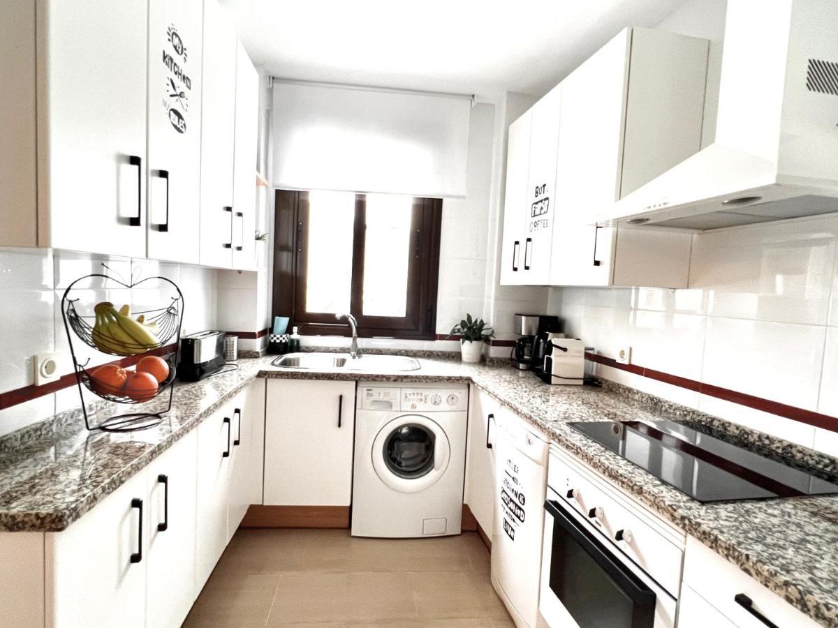 Teodosio Apartment Free Parking & Central Ac Sevilla Exteriör bild