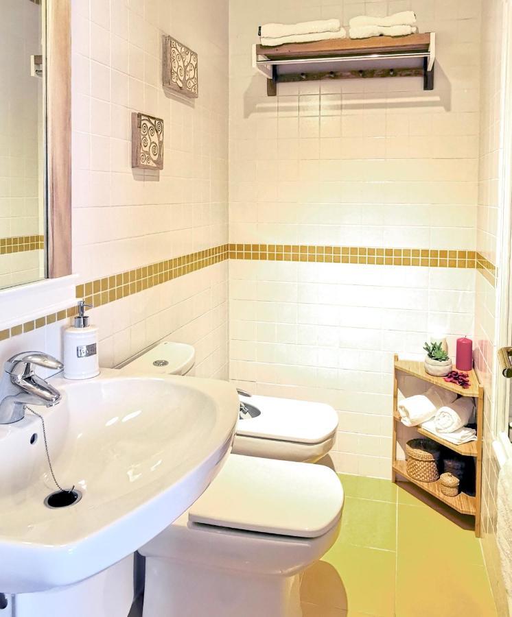 Teodosio Apartment Free Parking & Central Ac Sevilla Exteriör bild
