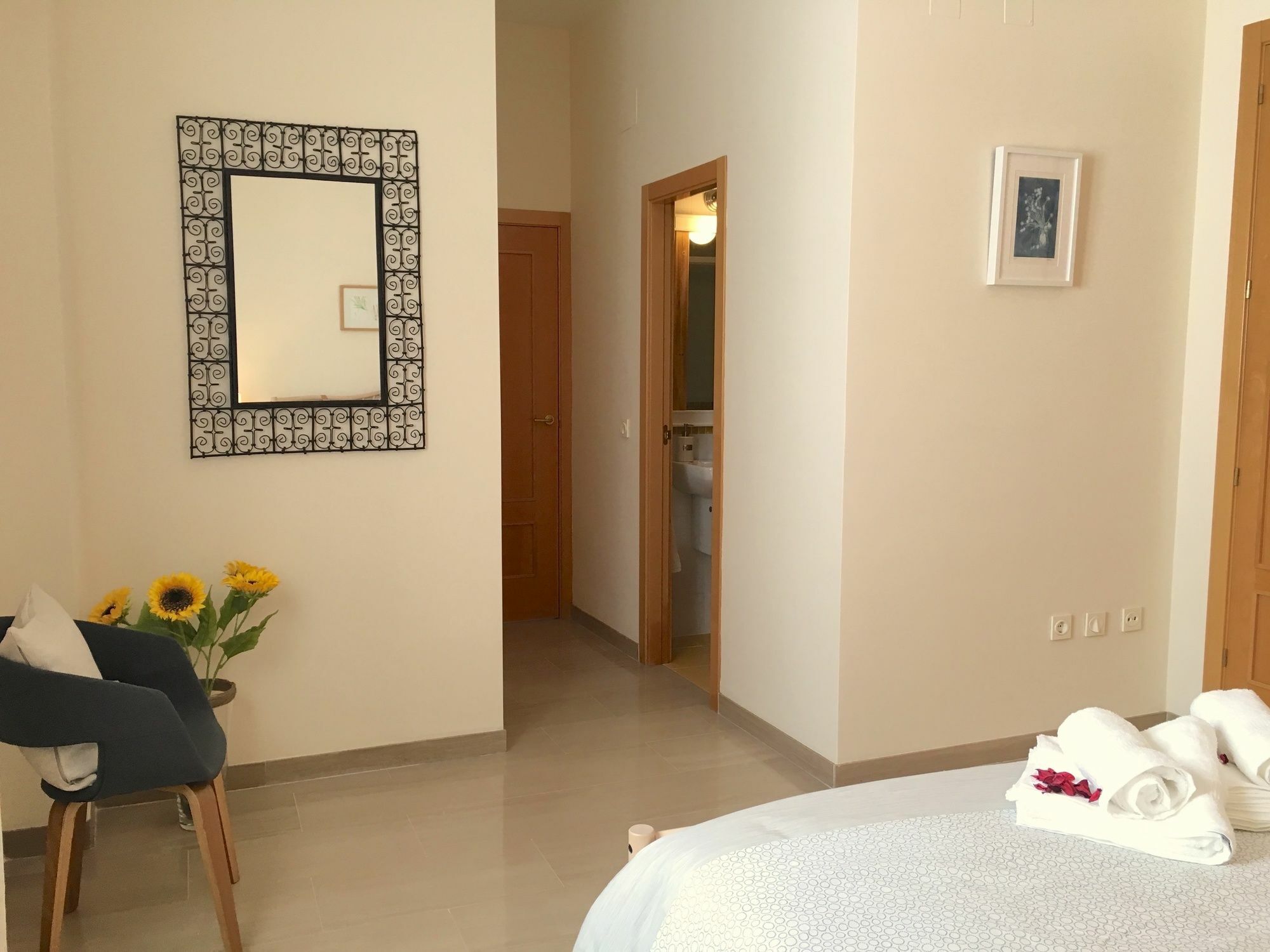 Teodosio Apartment Free Parking & Central Ac Sevilla Exteriör bild